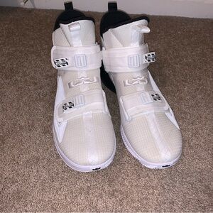 Mens Size 13 - Nike LeBron Soldier 13 SFG TB White Black
